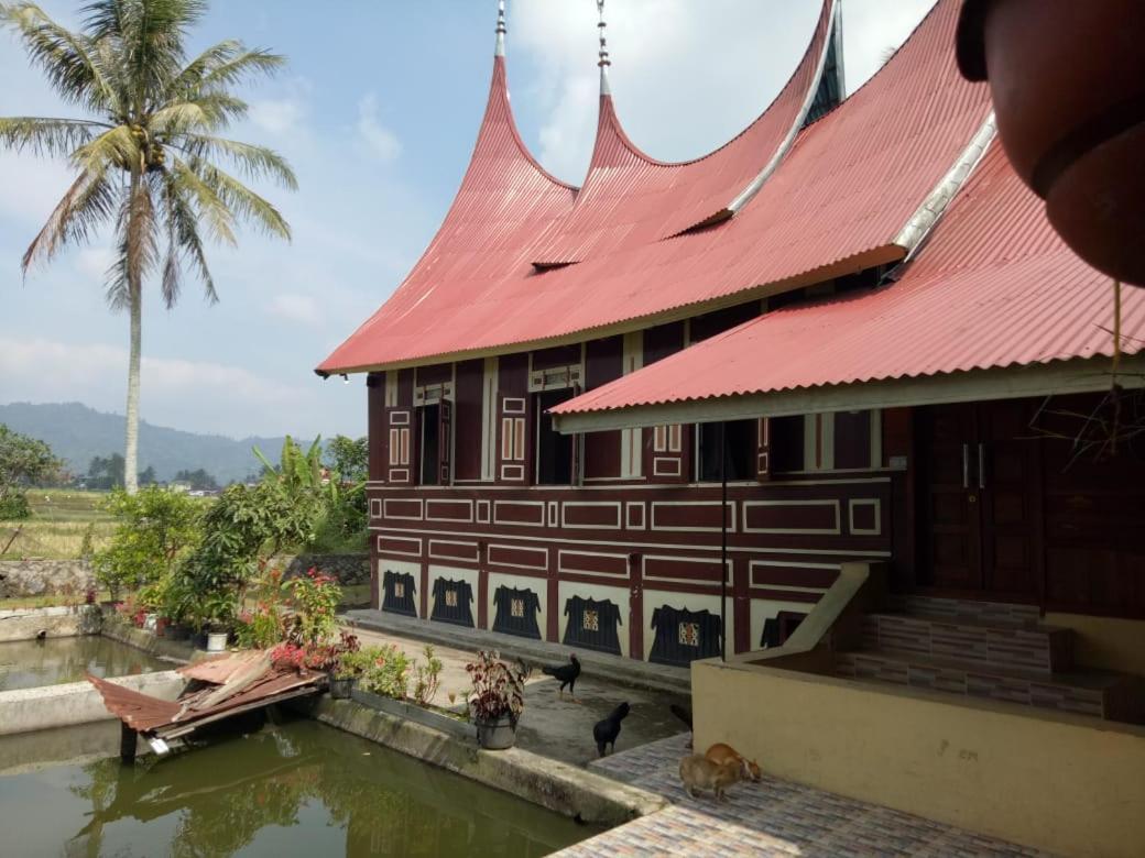 Rumah Gadang Tokama, Simarasok Baso 외부 사진