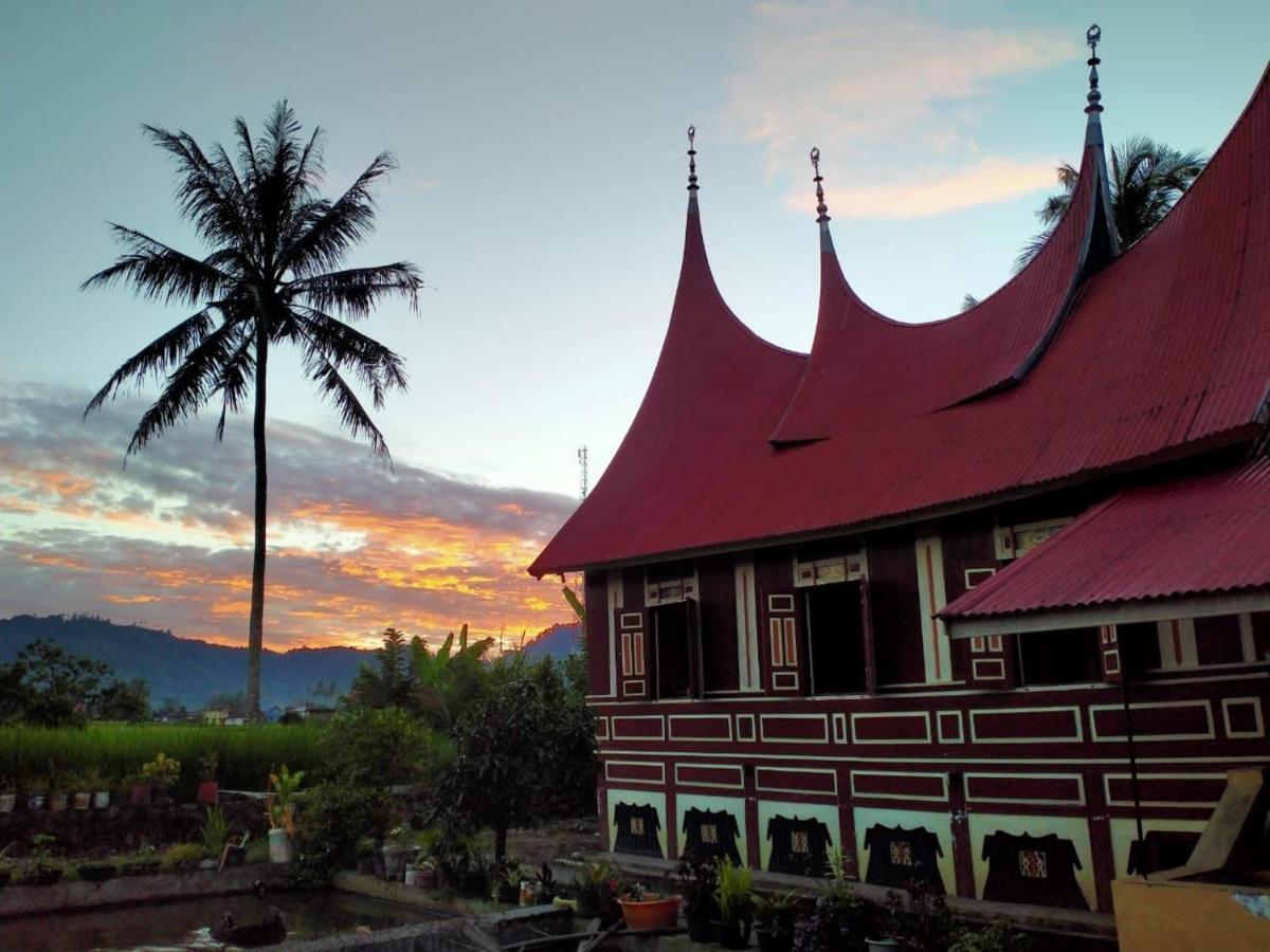 Rumah Gadang Tokama, Simarasok Baso 외부 사진
