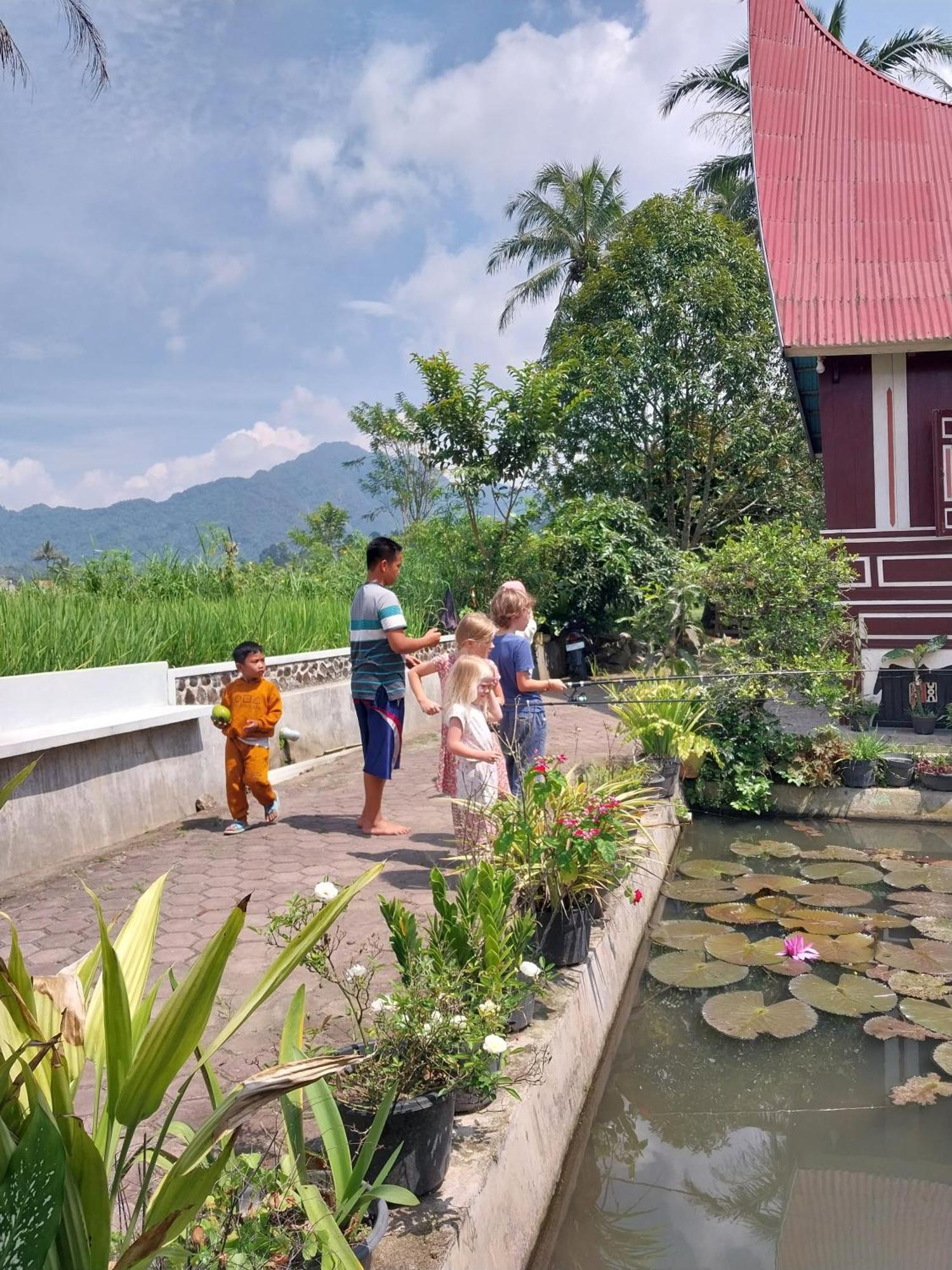Rumah Gadang Tokama, Simarasok Baso 외부 사진