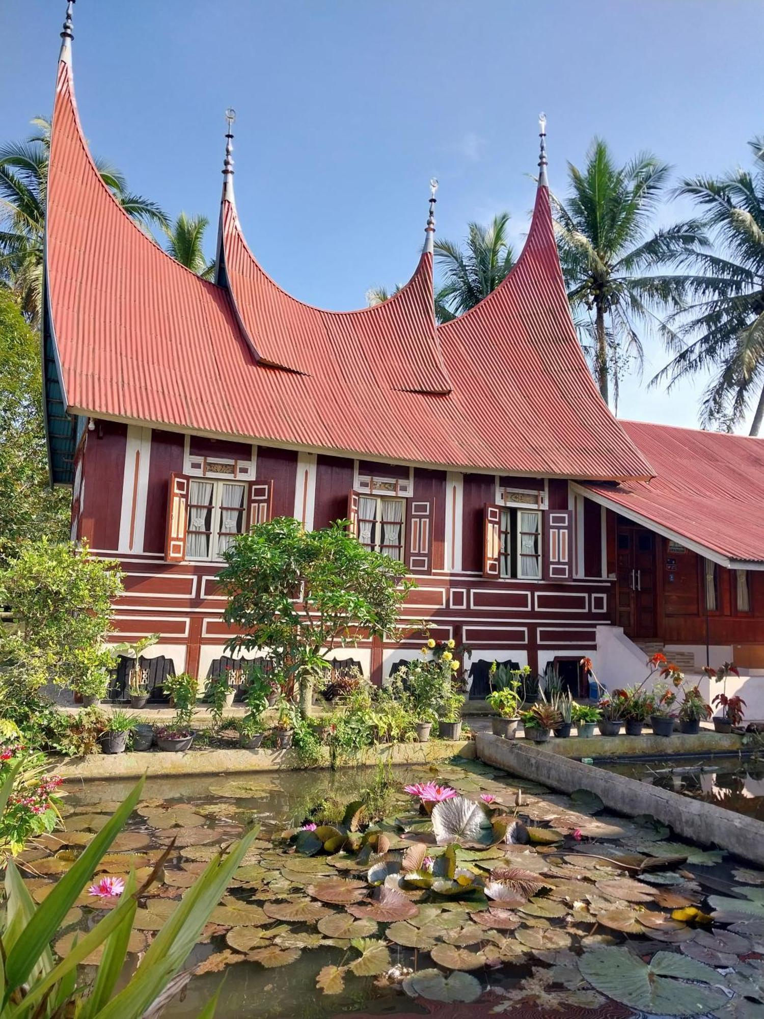 Rumah Gadang Tokama, Simarasok Baso 외부 사진